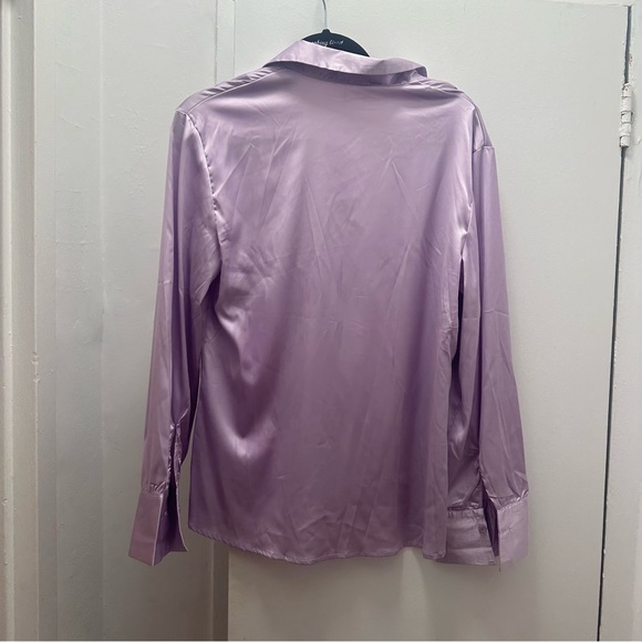 NWT Rumored Lilac blazer-style silk top - Picture 2 of 3